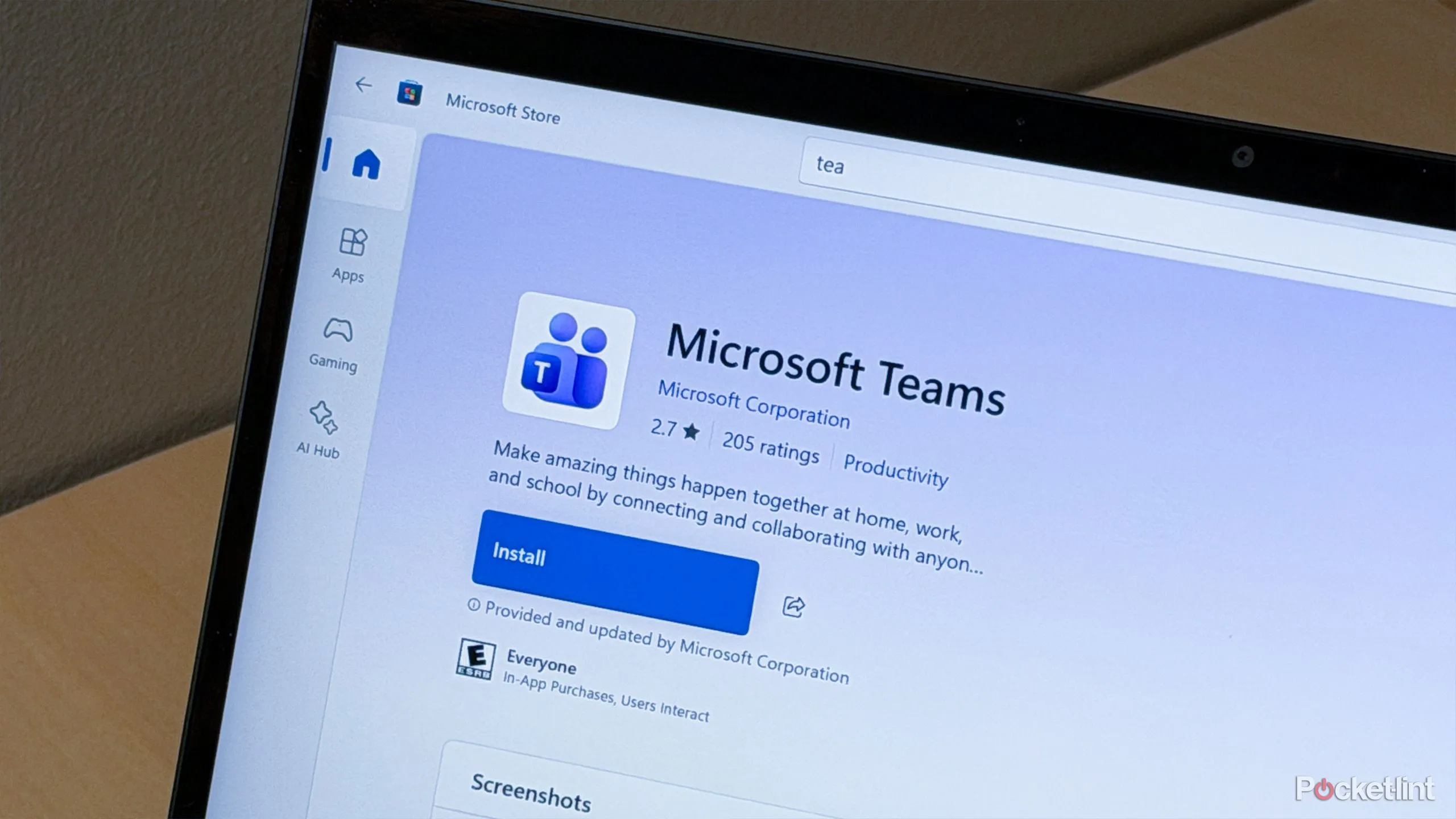 Giao diện Microsoft Teams trên laptop hiển thị trạng thái kết nối Wi‑Fi công ty