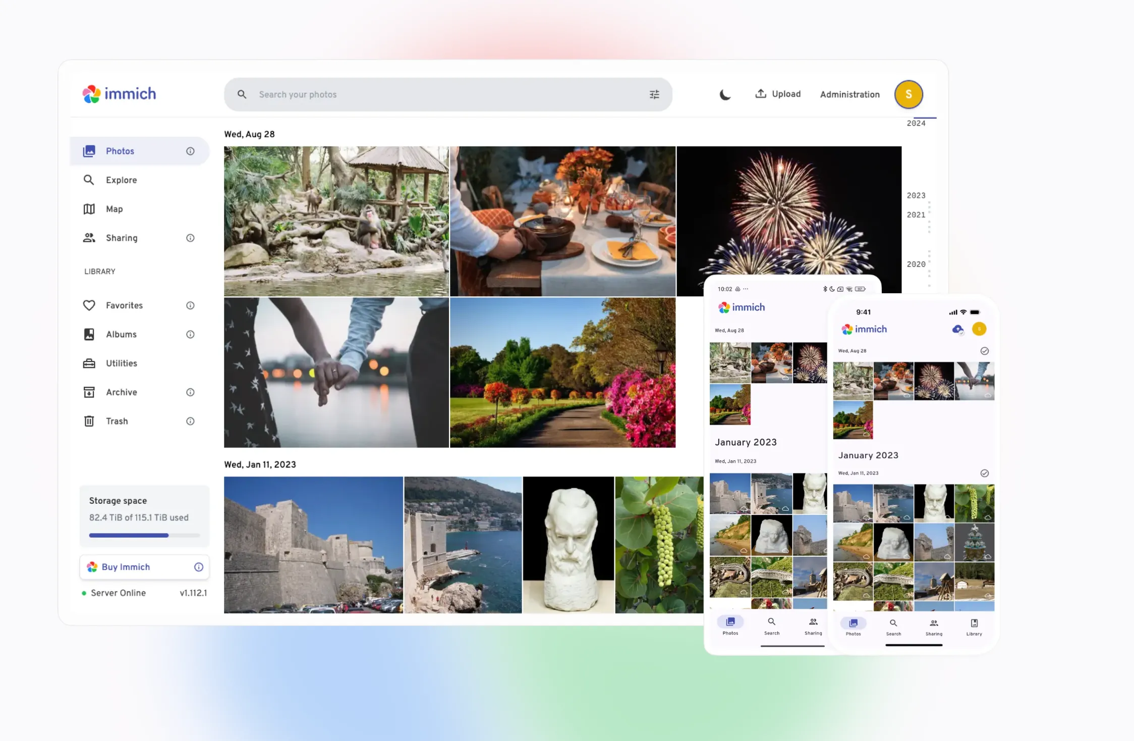 Giao diện web Immich trên di động và desktop – máy chủ ảnh tự lưu trữ có AI