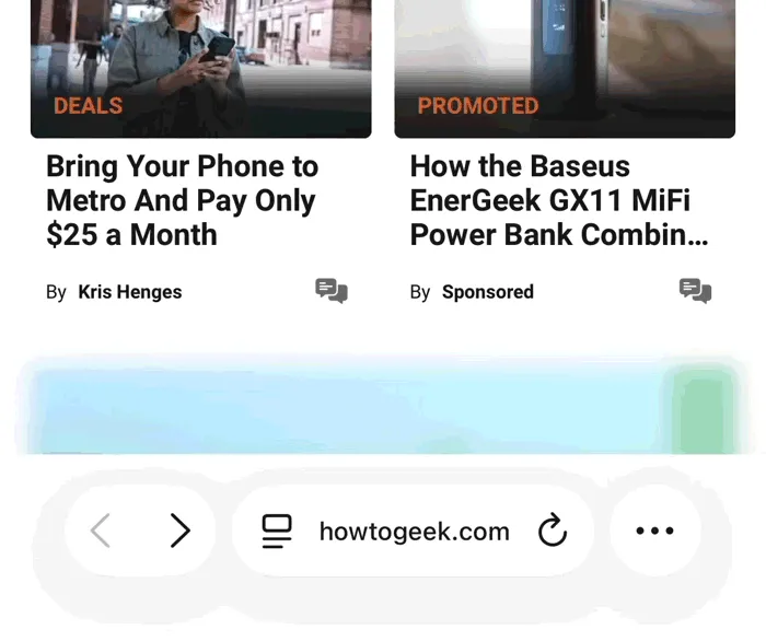 Vuốt lên trên thanh tab để hiện toàn bộ tab trong Safari